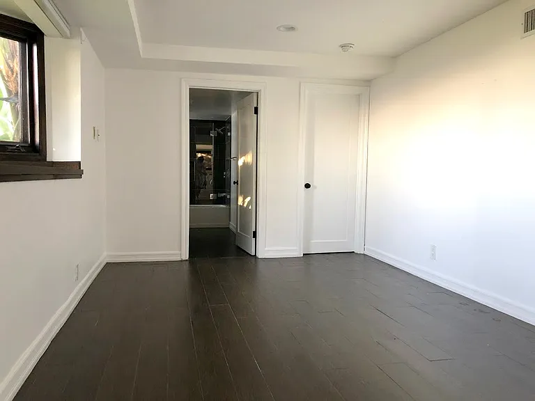 11420 Decente Ct — Photo 18