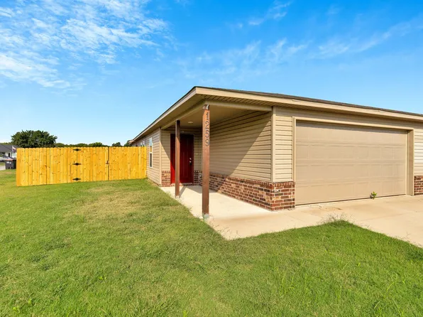 1259A Oak St, Lincoln, AR 72744