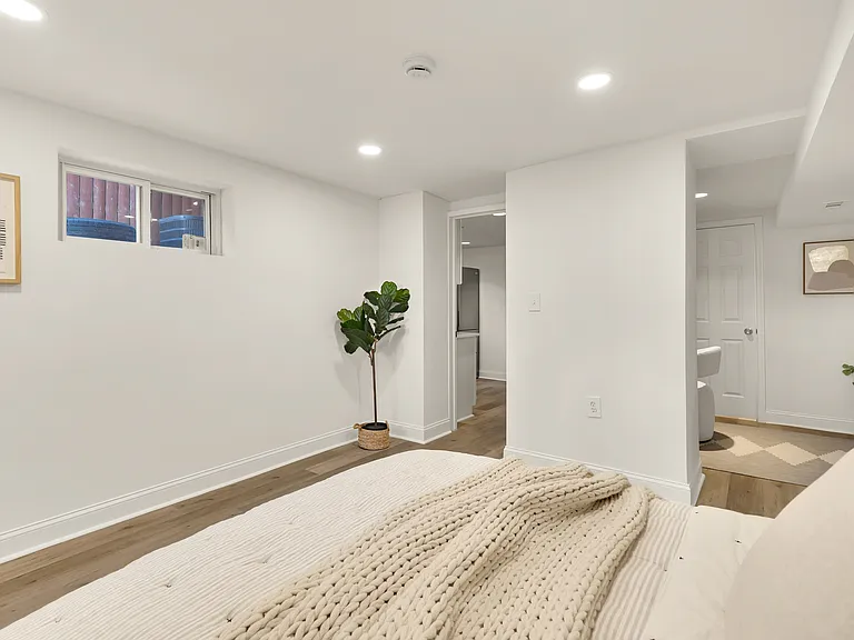 807 Jefferson St NW #1 — Photo 17