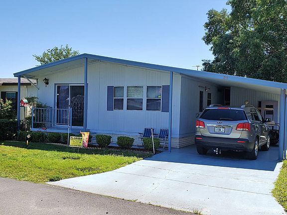 4th image of 89 Country Meadows Blvd