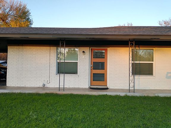 Front entrance, lots of natural light