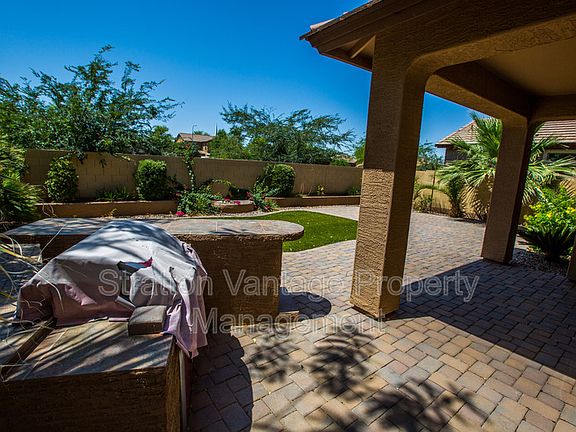 4th image of 4035 E Bellerive Dr