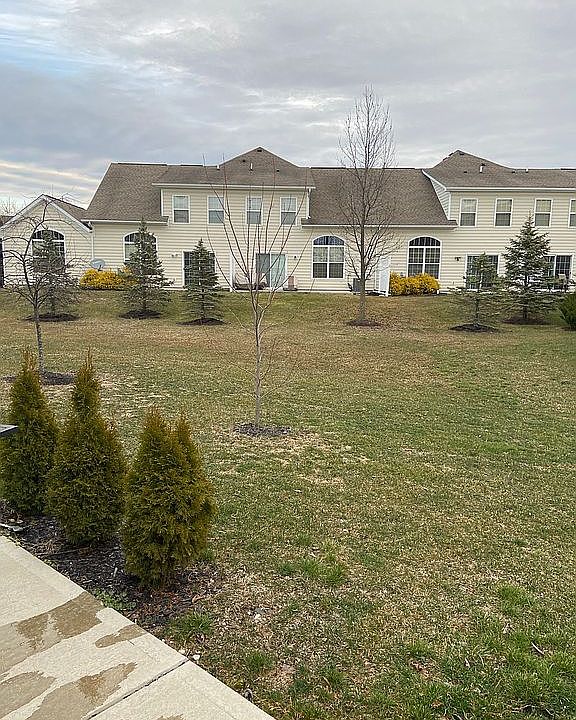 1st image of 4649 Newport Loop W