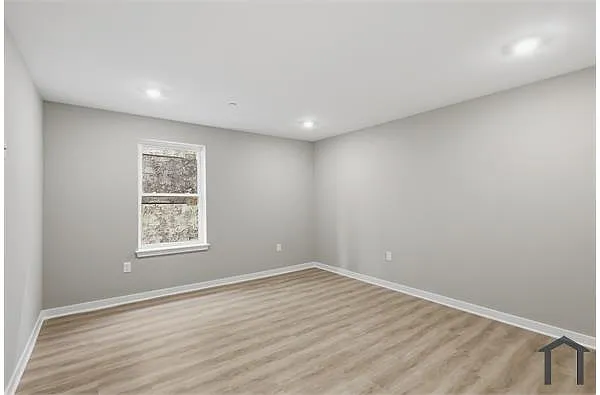 Building Photo - 4129 Ogden St #4