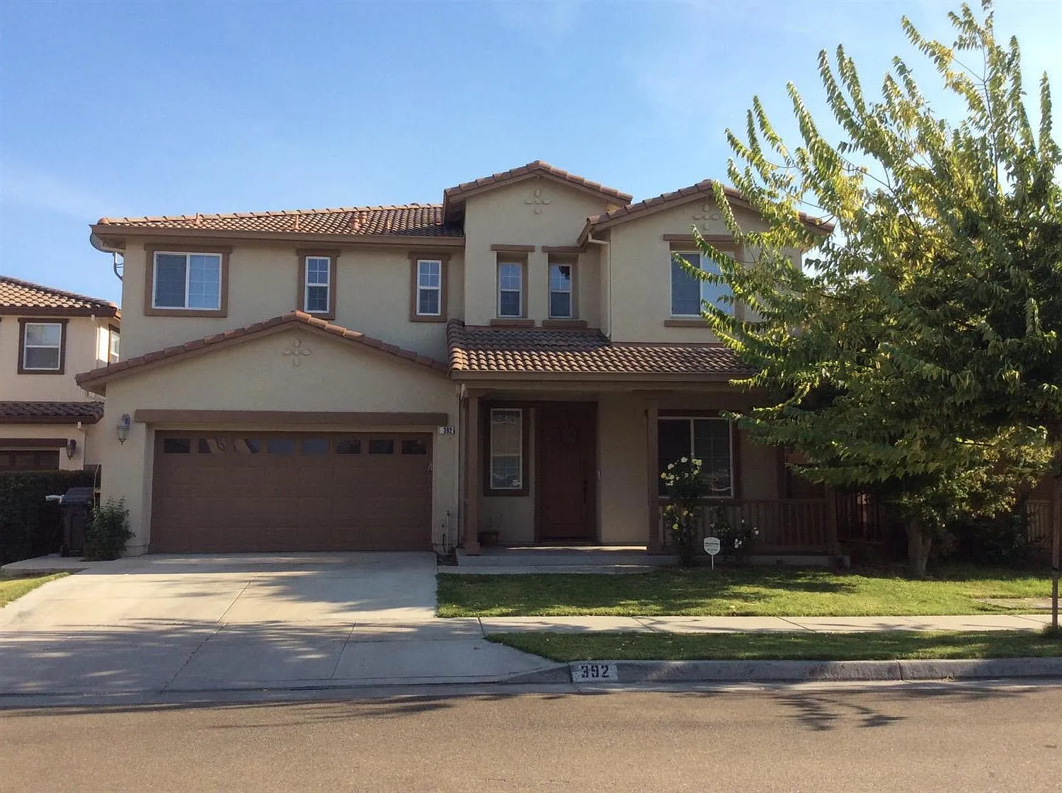 392 Americana Way photo 1