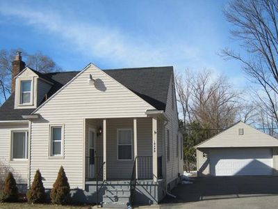 19490 Goldwin Dr, Southfield, MI, 48075