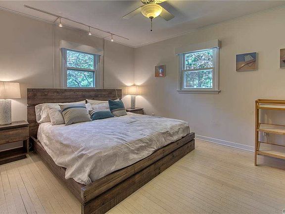 5th image of 6570 Skunk Ln