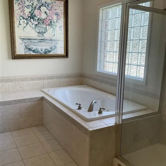 4200 Ferncreek Dr — Photo 13