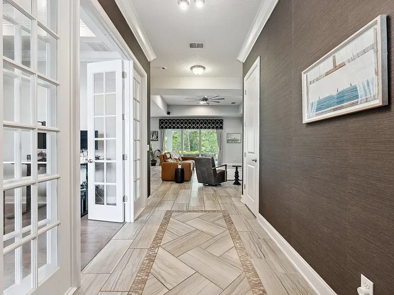 13137 Lower Harden Ave — Photo 3