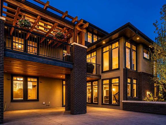 4th image of 16 Spring Valley Way SW