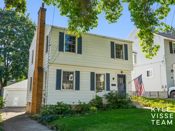 228 Baynton Ave NE, Grand Rapids, MI 49503