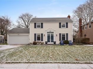 3909 Linden Rd, Rocky River, OH 44116
