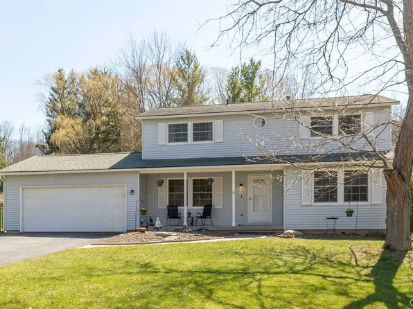 4579 Red Fox Dr, Manlius, NY 13104