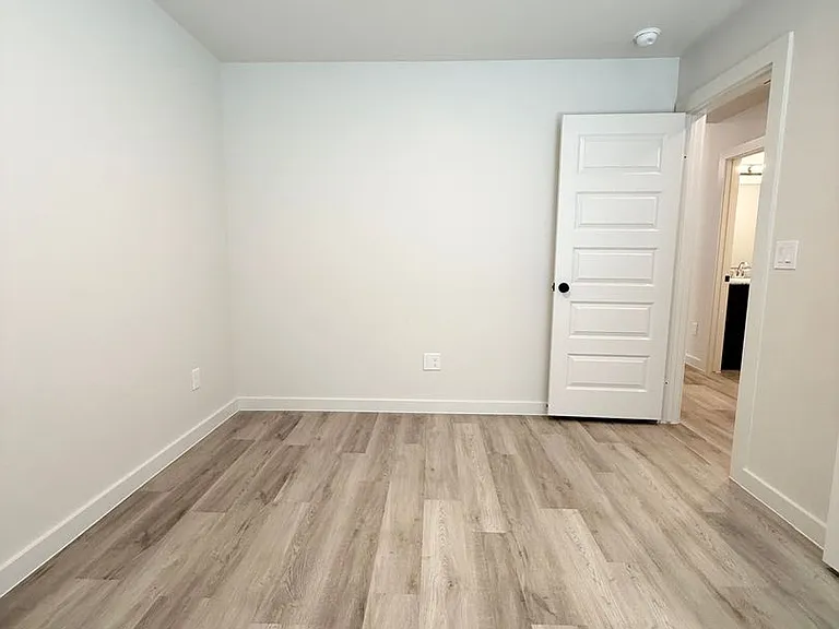 1207 Cottonwood Ave — Photo 21