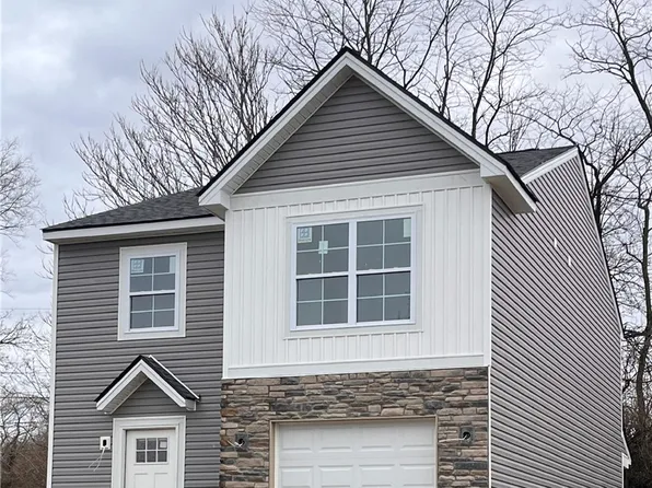 1029 Bunche Dr, Dayton, OH 45417