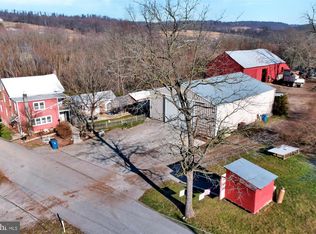 2207 Spangler Rd, Seven Valleys, PA 17360