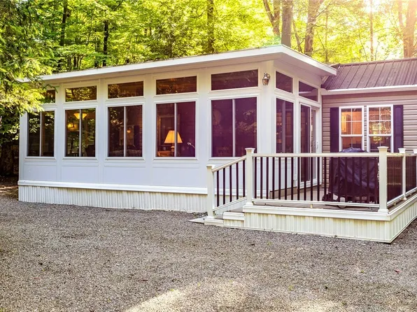 112 Wolfpass, Bliss, NY 14024