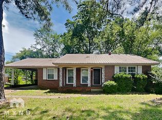921 Daniel Cir, Birmingham, AL 35228