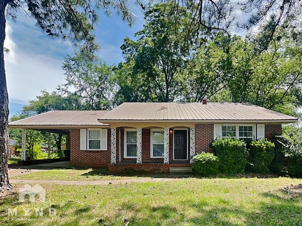 921 Daniel Cir