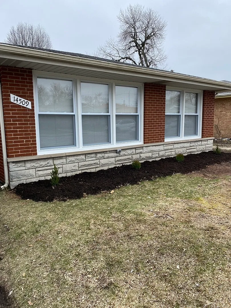 14509 Murray Ave photo 1