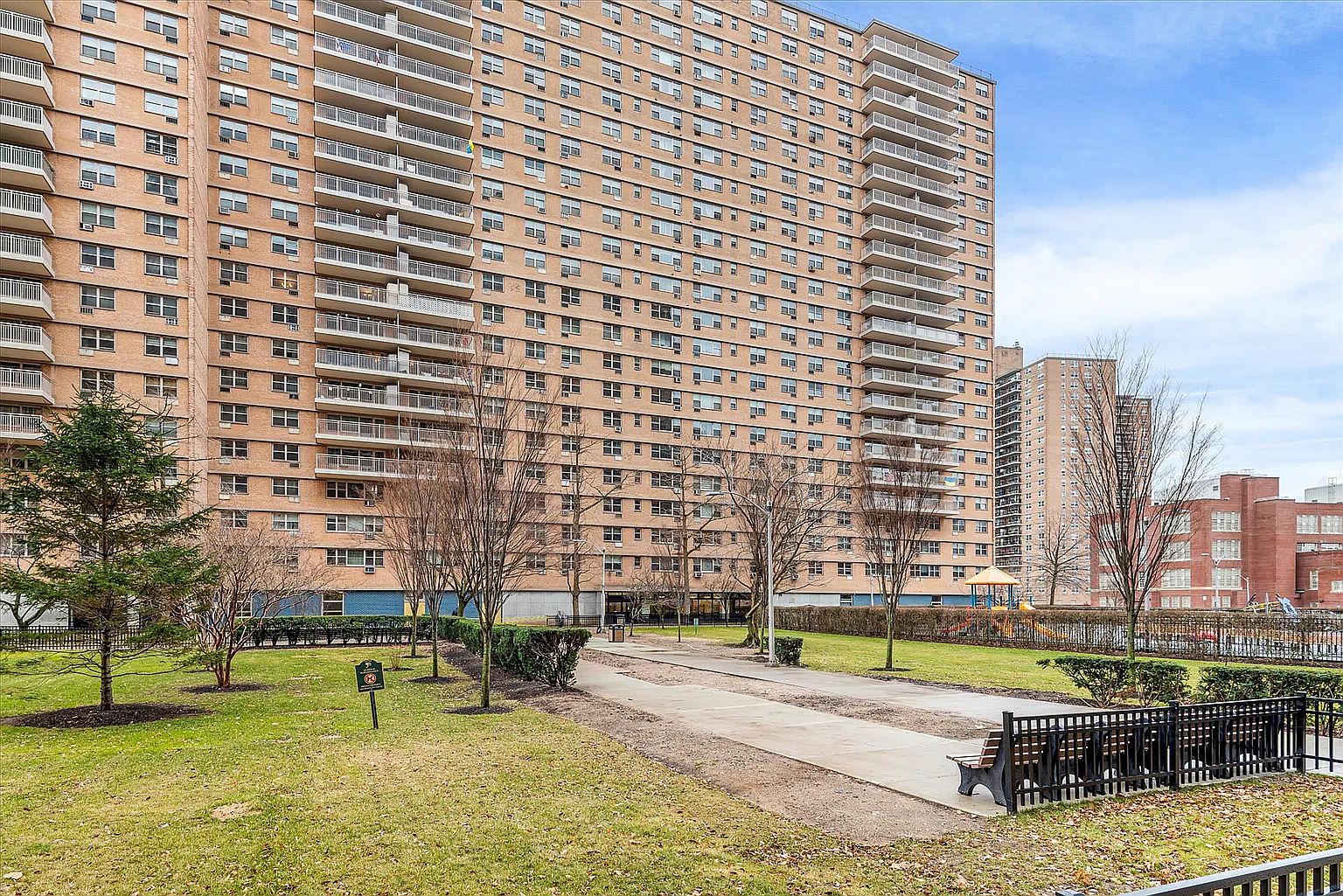 460 Neptune Ave APT 22H, Brooklyn, NY 11224 | Zillow