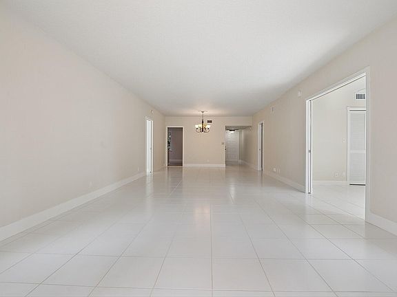 4th image of 804 Cypress Grove Lane #104