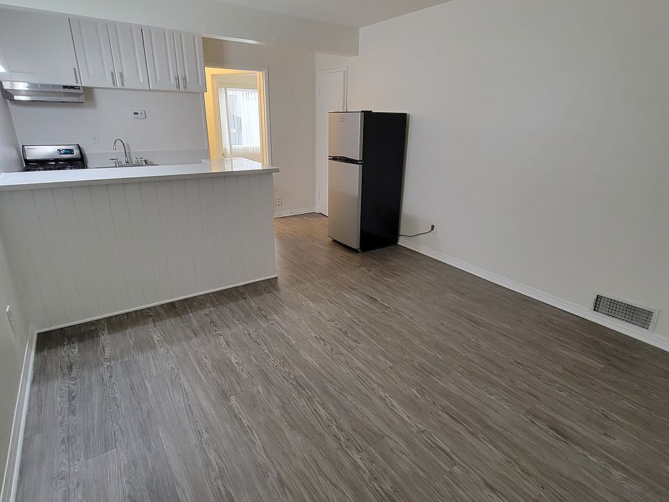 1st image of 1326 N Flores St #3B