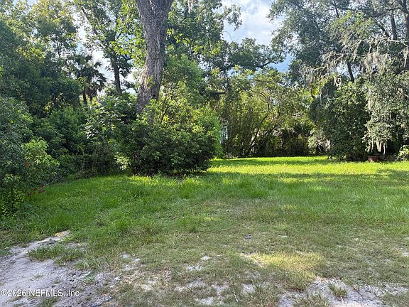3rd image of 667 E 30TH Street