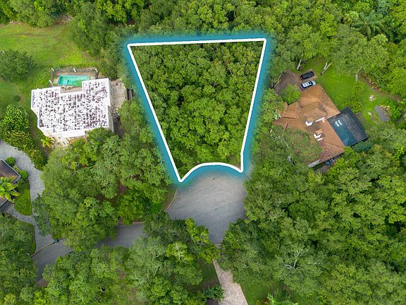 2nd image of 61 Bayshore Ct