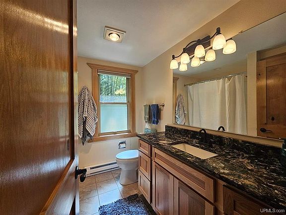 5th image of 112 Kensington Dr