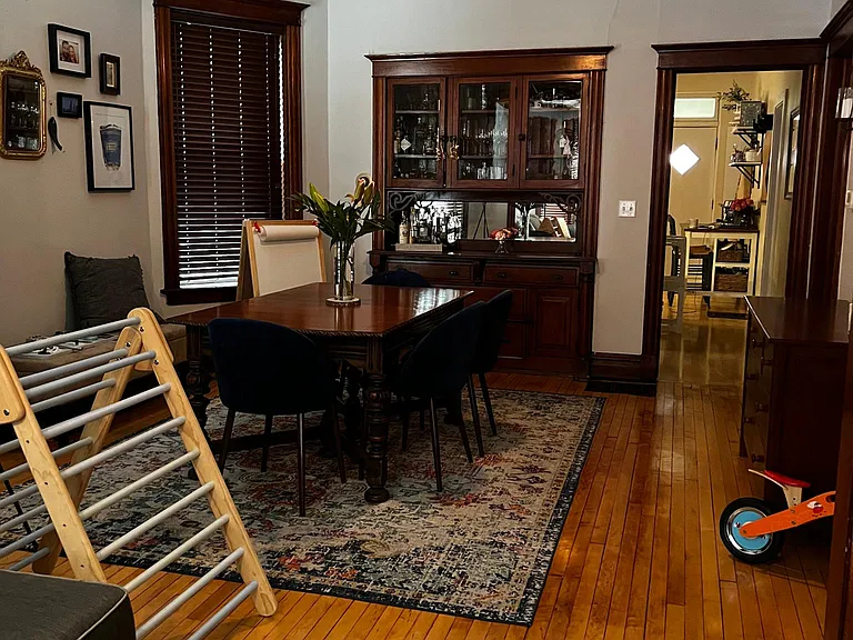 2504 N Richmond St #1 — Photo 6