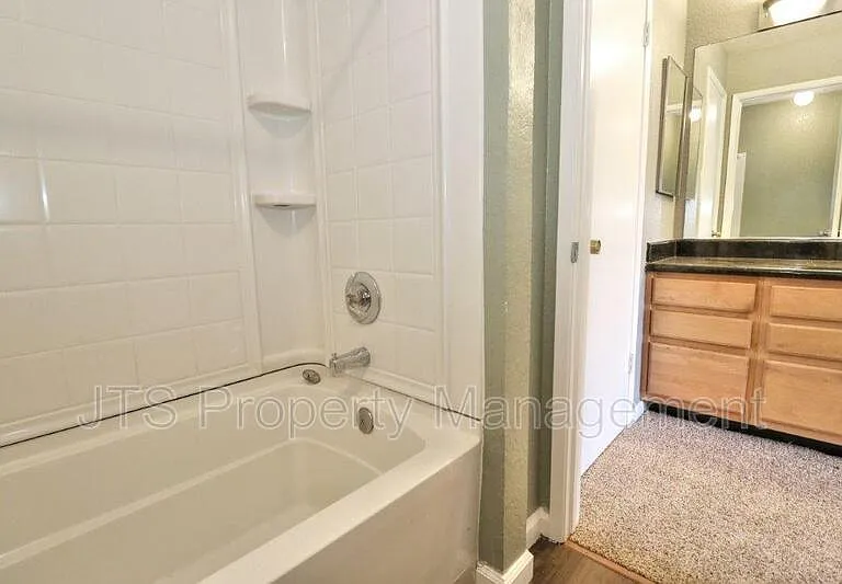 11150 Trinity River Dr #122 — Photo 23