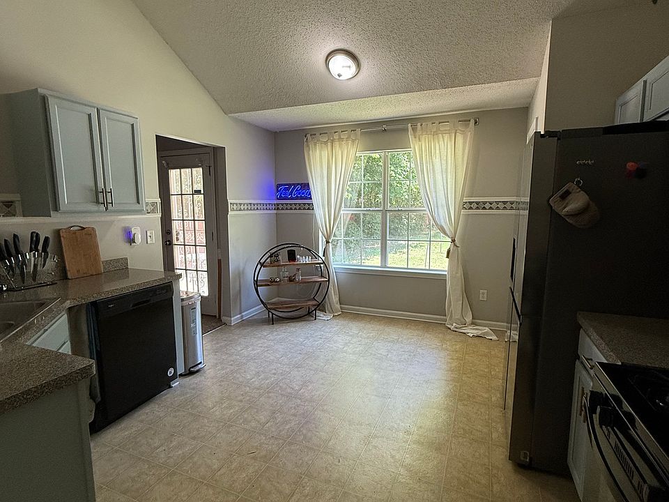 1st image of 8684 Goswell Dr