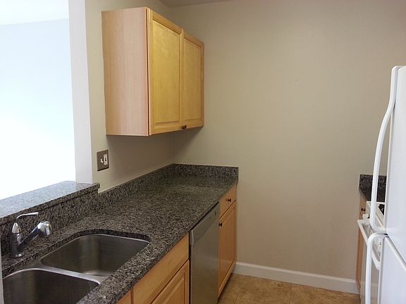 4th image of 1931 Prairie Sq APT 312
