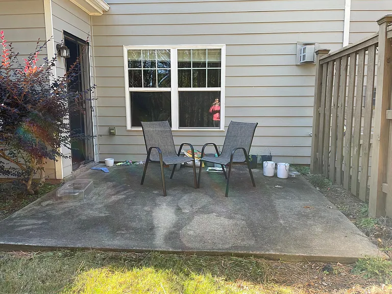 Patio/Backyard