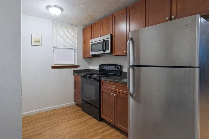 Building Photo - 10 Parker Hill Ave #1A