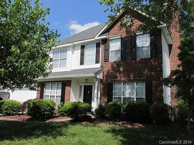 1st image of 240 Forest Pond Rd
