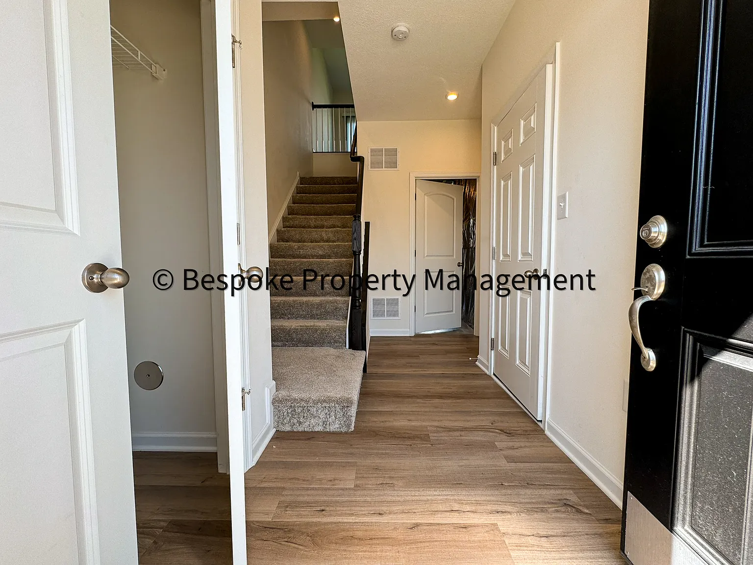 56 Dover Ct — Photo 3