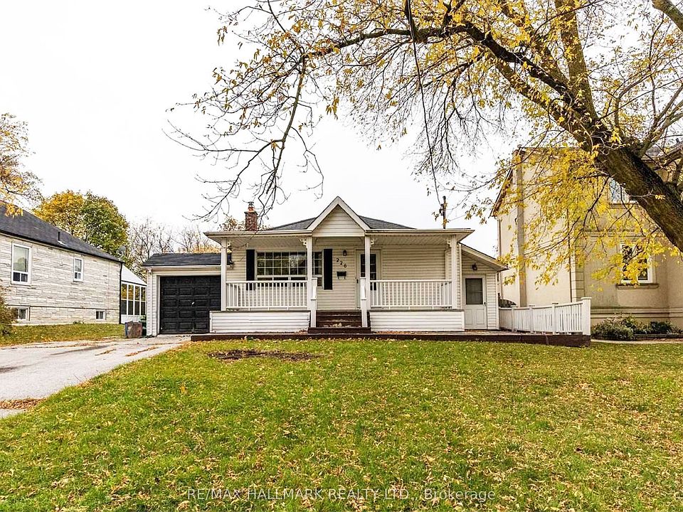 1st image of 226 Lawrence Ave
