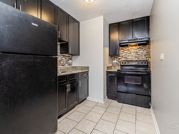 5th image of 6416 S Saint Lawrence Ave #1