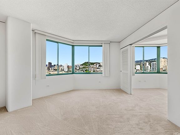 5th image of 1314 Kalakaua Ave APT 1512