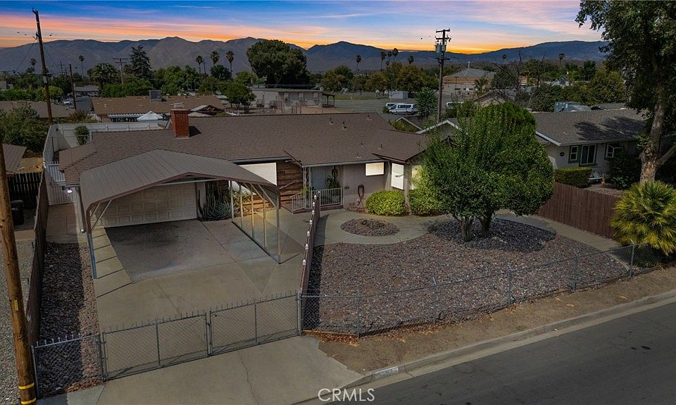 1st image of 40354 Clark Dr