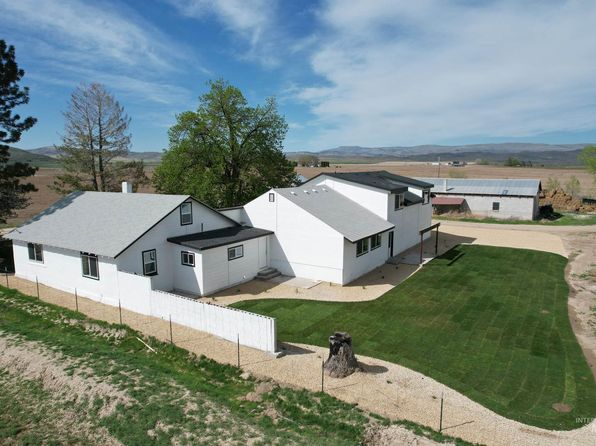 4173 Sage Rd, Homedale, ID 83628