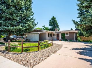 5752 W Chestnut Ave, Littleton, CO 80128