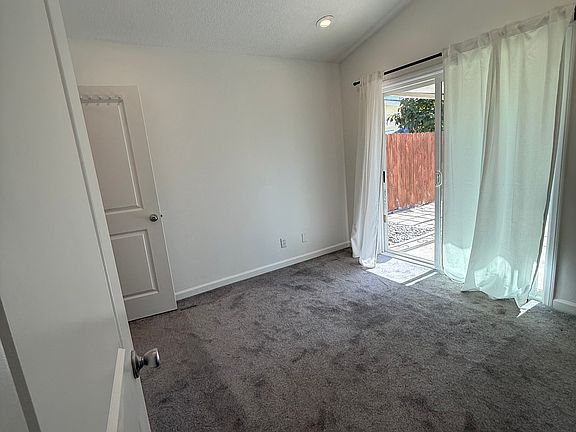 5th image of 8362 Doncaster Dr