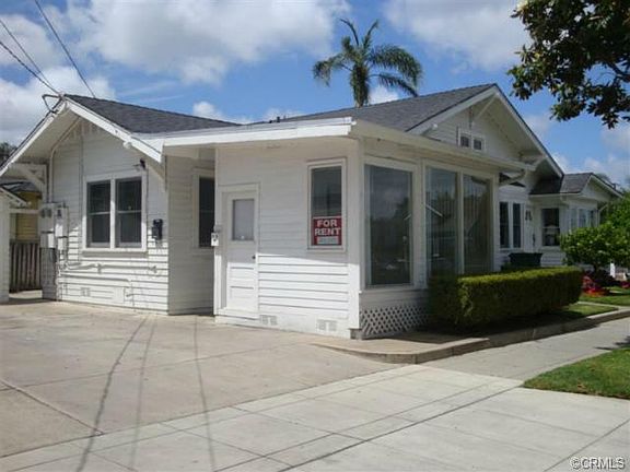 2nd image of 114 E Palm Ave
