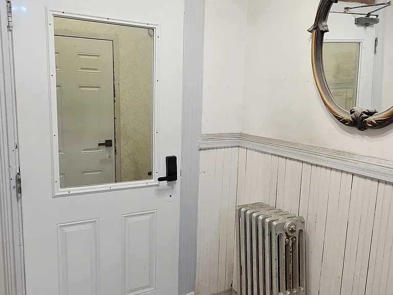267 Covert St #2.1 — Photo 11