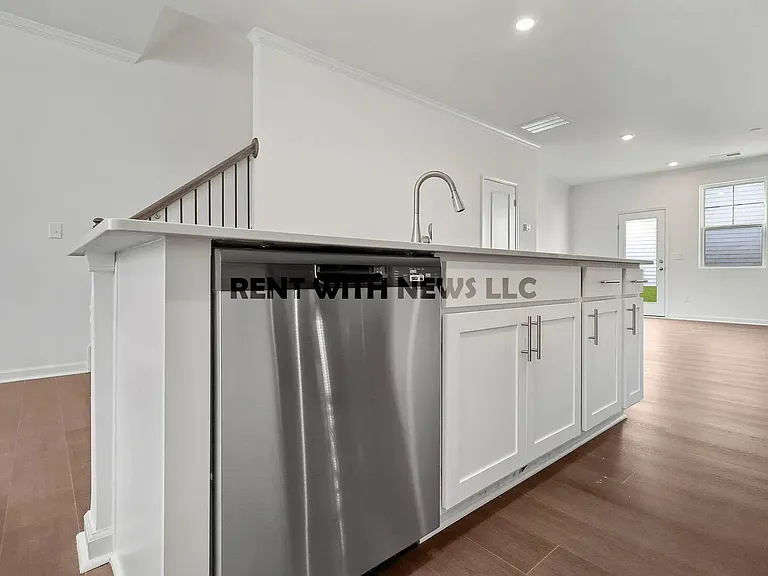 2307 Oakwood Meadows Ct — Photo 8