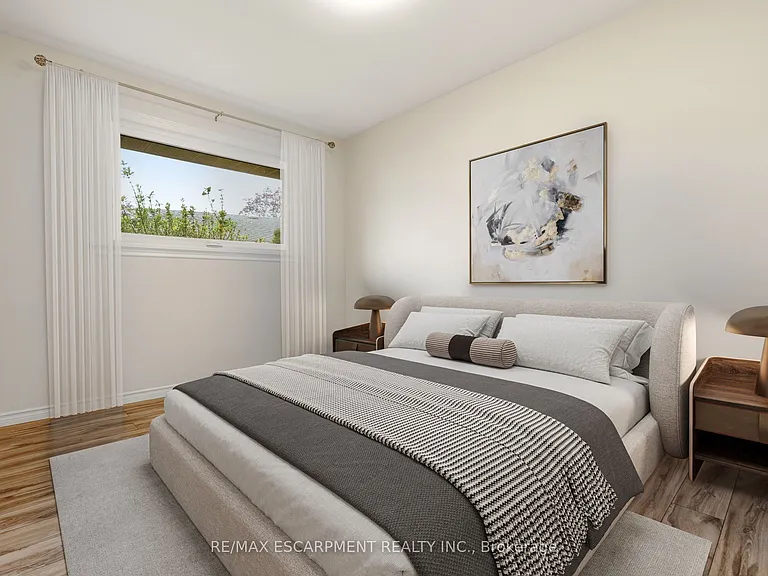 25 Briarsdale Dr — Photo 17