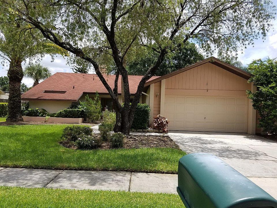1st image of 14141 Fennsbury Dr